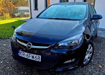 Opel Astra J 1.6d 110km 2015r Bezwypadkowy