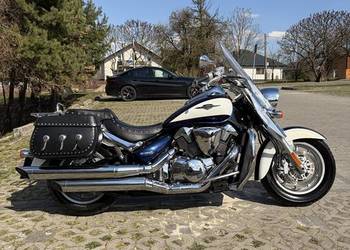 Suzuki Intruder
