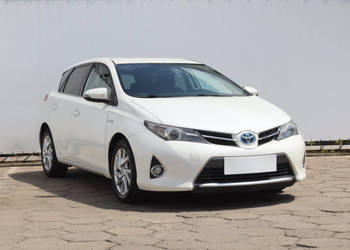 Toyota Auris Hybrid