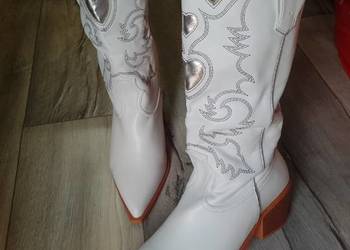 (41/42) Simmi London/ Białe, Bogato zdobione Kozaki kowbojki, NOWE