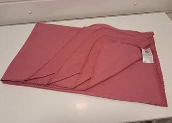 Koc ciemnoróżowy z polaru „Home Deco”, do sprzedania