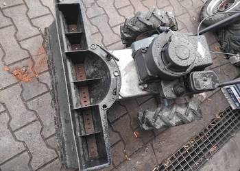 Traktorek jednoosiowy znapedem pług do śniegu odśnieżarka