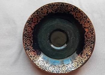 Podstawek pod filiżankę porcelit Chodzież, czarny ze złoceniami. PRL. Podstawek pod filiżankę porcelit Chodzież, czarny ze złoceniami. PRL.