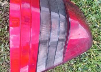 Lampa tylna lewa Mercedes c-klasa W202 lift
