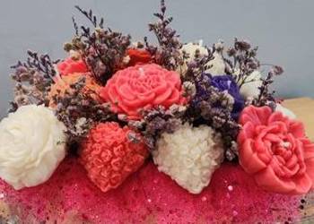 Flower Box z naturalnego wosku sojowego idealny prezent