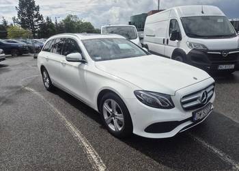 Mercedes E200 4Matic,  salon PL,  stan bardzo dobry