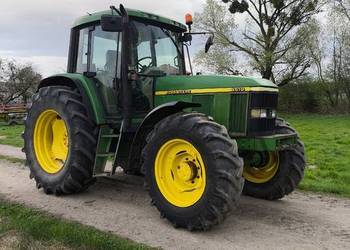 Ciągnik John Deere 6610