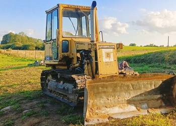 Spycharka caterpillar CAT D4C