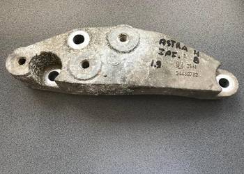 Łapa skrzyni OPEL ASTRA H ZAFIRA 1.9 CDTI 24459782