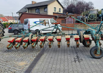 siewki i siewniki inny Siewnik do buraków 12 rzędów Siewnik do buraków 12 …