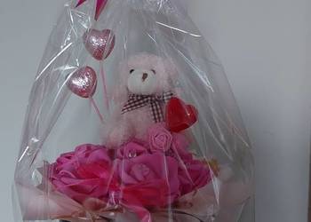 Boks Walentynkowy z misiem I różami