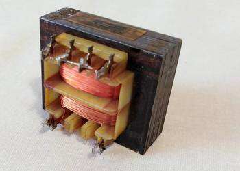 Transformator sieciowy TS 5/5  220/15,6V; 0,3A; 5VA