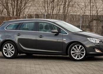 Opel Astra J Sports Touring 1.6 Turbo Cosmo