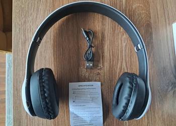 Nowe składane słuchawki bezprzewodowe, czytnik karty pamięci