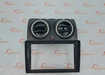 QASHQAI J10 12r kratka nawiewu ramka środkowa 68760JD10A