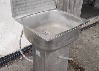 Umywalka ze stali kwasoodpornej