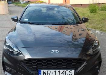Ford Focus Mk4 1.0 EcoBoost 125 KM, M6 ST-Line 5D -okazja mały przebieg