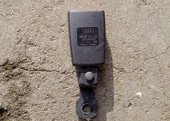 Audi A2 Klamra Zapięcie Mocowanie pasa lewy tył 8Z0857740D