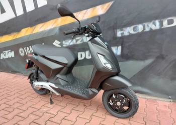 Piaggio One 2022