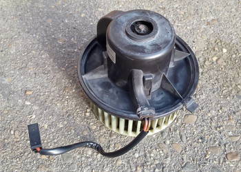 Audi 80 Wentylator nawiewu Dmuchawa 893819021