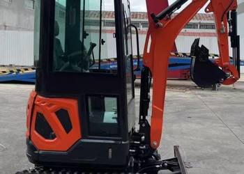 Minikoparka NT-E18 KUBOTA z Powertilt