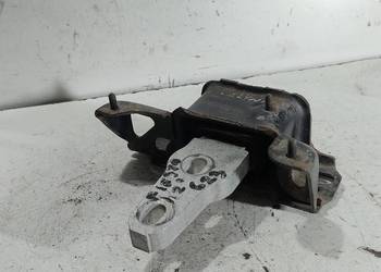 ŁAPA PODUSZKA SKRZYNI FORD FIESTA MK7 8V517M121AE AV597M121AA