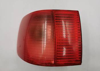Lampa Lewy Tył Tylna Lewa W Błotnik Audi A6 C4 Sedan 4A5945095B