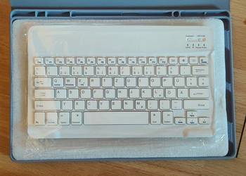 bezprzewodowa klawiatura Bluetooth do tableta z etui