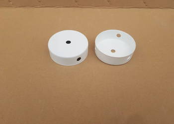 Maskownica do lamp puszka 80mm 4 otwory CENA za 2 sztuki