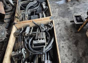 Rozdzielacz hydrauliczny z klamra lub bez do tura Mailleux a faucheuxa