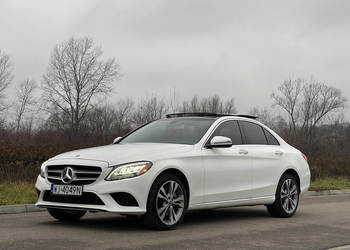 Mercedes-Benz Klasa C 300 4MATIC 9G-TRONIC