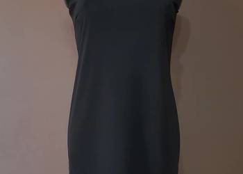 Klasyczna elegancka czarna sukienka M
