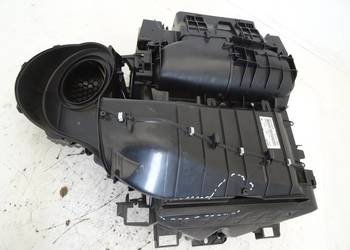 NAGRZEWNICA KOMBAJN RENAULT TRUCKS T 3742276712 Van (minibus) KOMBAJN