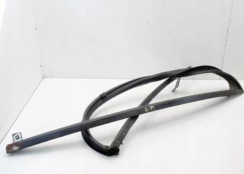 Uszczelka szyby drzwi lewy przód Nissan Almera Tino 2002