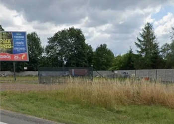 Działka z budynkiem magazyn biura w trakcie budowy przy DK8 Polanica Zdrój