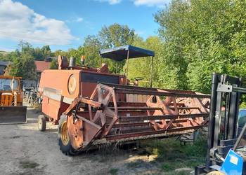 Kombajn Messey Ferguson 520 Czesci