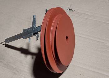 Koło pasowe dwie średnice 180 x140   wał 19 mm   pas 10 mm