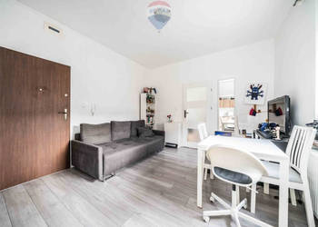 Na sprzedaż dwupokojowe mieszkanie - Umińskiego