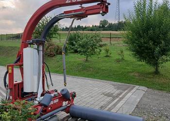 Owijarka do bel samozaładowcza ze stawiaczem metalfach