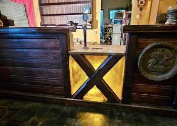 Bar drewniany - kontuar barowy