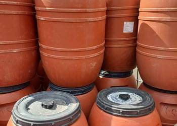 Beczki plastikowe 220l z deklem