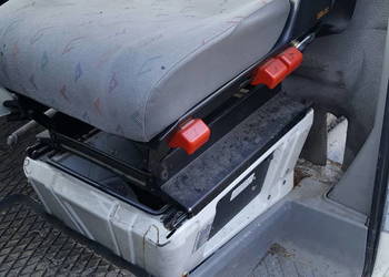 Fotel kierowcy Volkswagen Lt Mercedes Sprinter 96-05r z podstawą