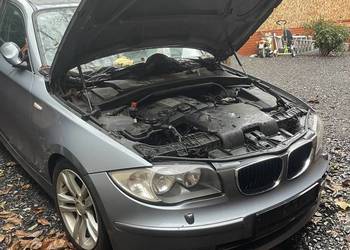 Błotnik przedni  przód BMW 1 e87 Quarzblau metallic A18