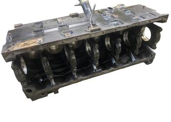 BLOK SILNIKA CUMMINS 3923275, J926145, J923289 CASE MAGNUM 2365-MX270