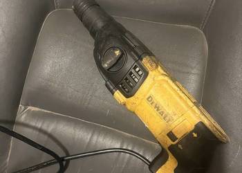 Młotowiertarka Dewalt D25133