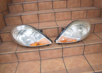 Opel Vivaro lampy przód 2007 - 2014r (europa)