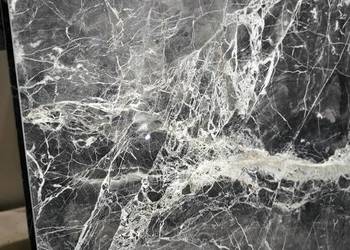 Płytki Marmur Tempesta Nera polerowany 61x40,6x1,2 cm