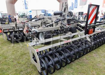 Brona talerzowa hydraulicznie składana ciężka, szerokość 4 m