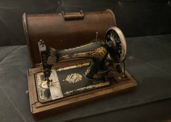 Antyczna maszyna do szycia Singer- rarytas kolekcjonerski