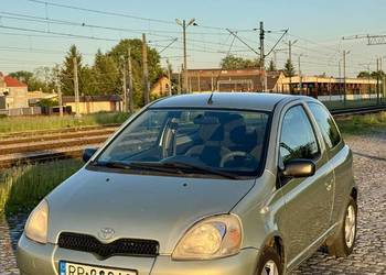 Toyota Yaris 1.0 2003r